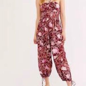 𝅺free PEOPLE Chocolate Combo jumpsuit. Size XS